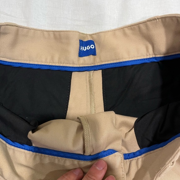 Hugo Boss shorts - Picture 4 of 6